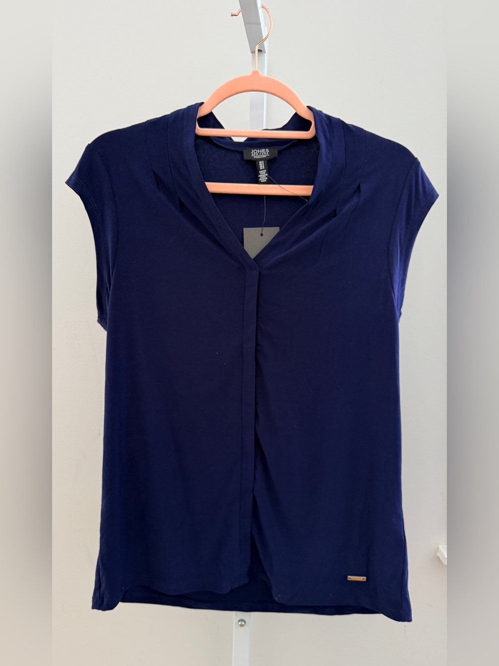 Jones New York Navy Cap-Sleeve V-Neck Top size S